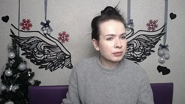 JasmineKouch online show from 12.21.25