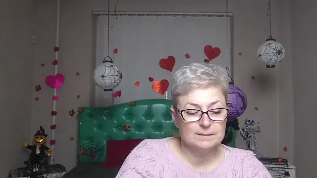 EmiliaGree online show from 11.15.25