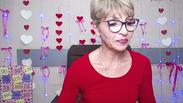 Snapshot of EllaBonito chatting on 02.16.25 EllaBonito online show from 02.16.25