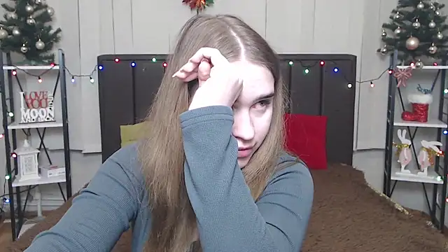 Snapshot of LauraHlot chatting on 01.16.25 LauraHlot online show from 01.16.25