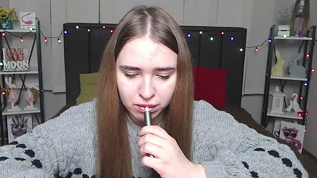Snapshot of LauraHlot chatting on 01.19.25 LauraHlot online show from 01.19.25