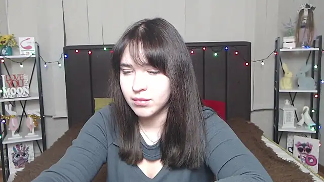 Snapshot of LauraHlot chatting on 01.29.25 LauraHlot online show from 01.29.25