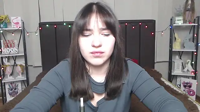 Snapshot of LauraHlot chatting on 01.29.25 LauraHlot online show from 01.29.25
