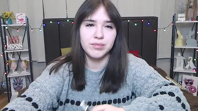 Snapshot of LauraHlot chatting on 01.30.25 LauraHlot online show from 01.30.25