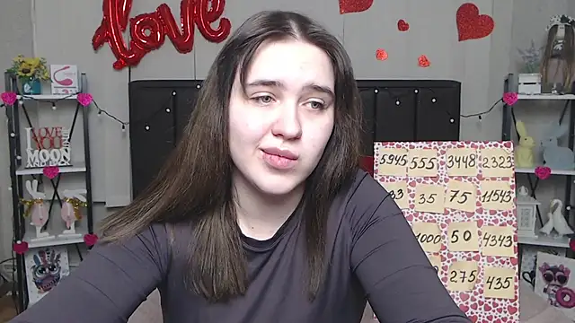 Snapshot of LauraHlot chatting on 03.01.25 LauraHlot online show from 03.01.25