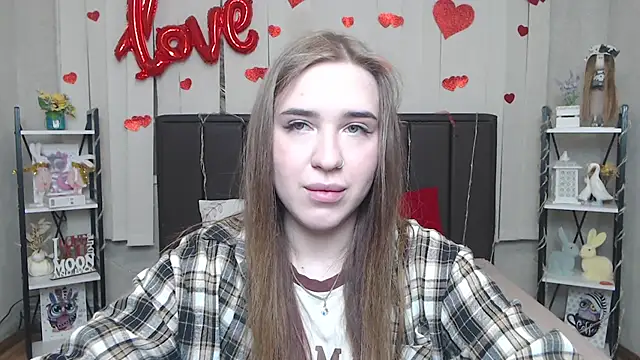 LauraHlot online show from 03.20.26