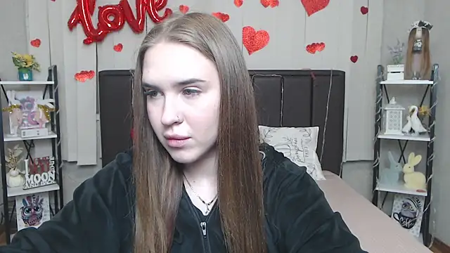 LauraHlot online show from 03.26.26