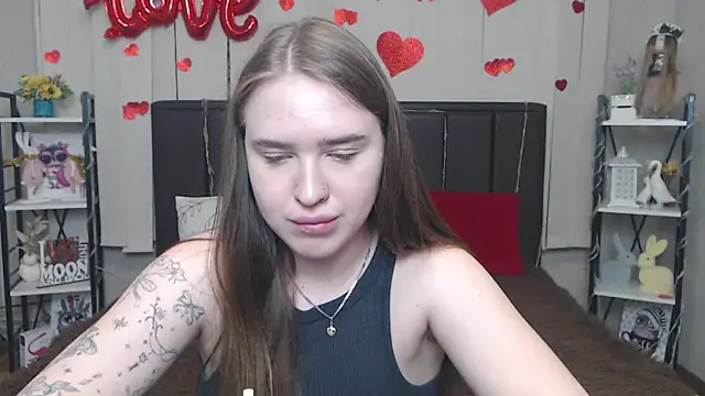 LauraHlot online show from 05.07.26