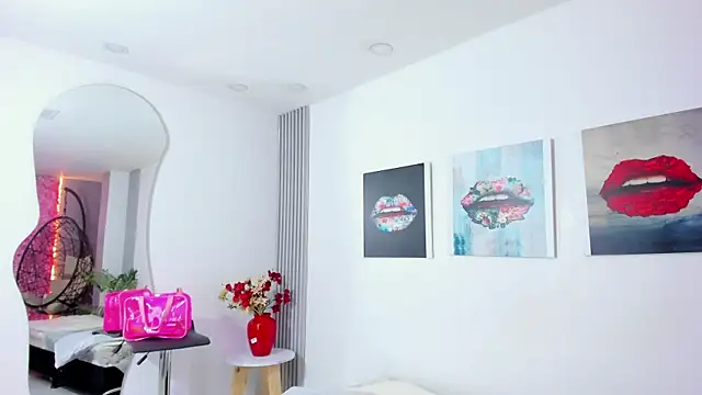 Snapshot of Sofia__rivera chatting on 01.21.25 Sofia rivera online show from 01.21.25