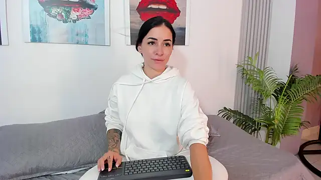 Snapshot of Sofia__rivera chatting on 01.27.25 Sofia rivera online show from 01.27.25