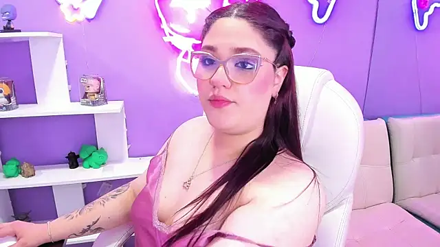 Camiila Osorio online show from 09.11.25
