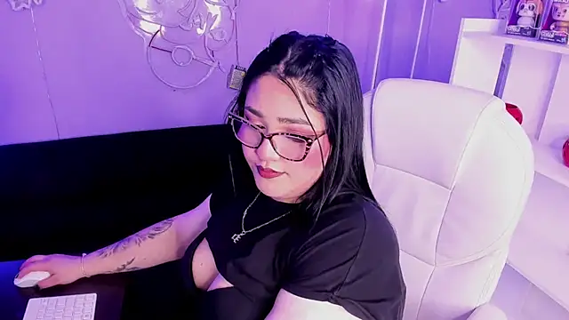 Camiila Osorio online show from 03.05.26