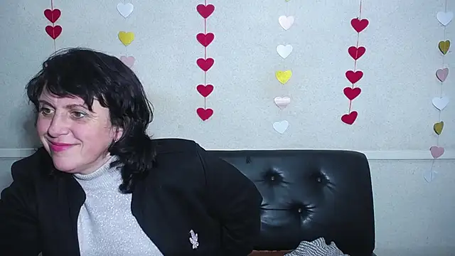 LuciaMii online show from 01.22.25