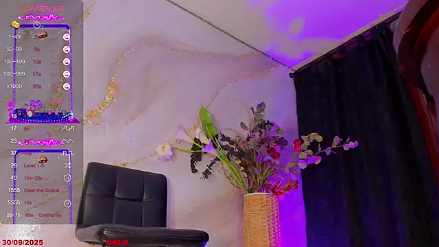 Karla-Ebony online show from 09.30.25