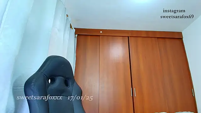 sweetsarasofia online show from 01.17.25