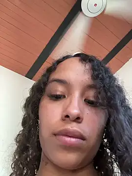 MarieLeon online show from 01.06.26