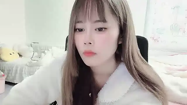 Snapshot of Jia-Xin- chatting on 12.08.24 Jia-Xin- online show from 12.08.24