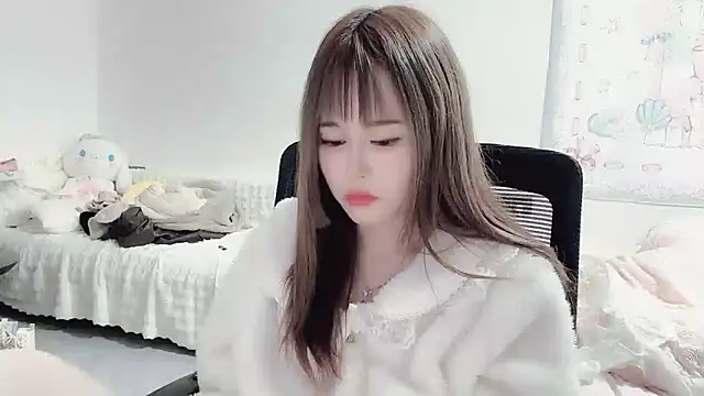 Snapshot of Jia-Xin- chatting on 12.22.24 Jia-Xin- online show from 12.22.24