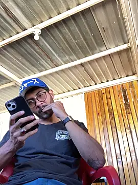 CrazyApachw online show from 04.23.26