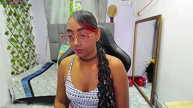 MurphyAngelina online show from 10.16.25