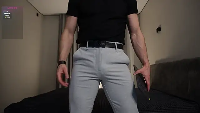 Nik Sharp online show from 02.24.26