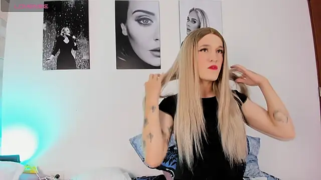 JESSI NAOMI online show from 01.04.25