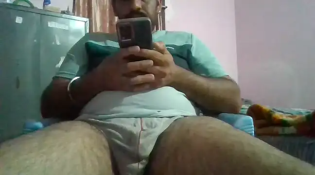 Snapshot of boyplay1000 chatting on 02.08.25 boyplay1000 online show from 02.08.25