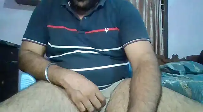 Snapshot of boyplay1000 chatting on 02.15.25 boyplay1000 online show from 02.15.25