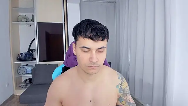 MatMalonne online show from 12.25.24