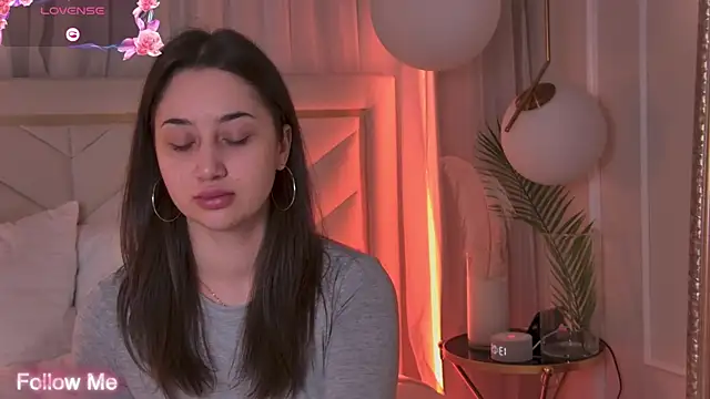 MaryReel online show from 11.04.25