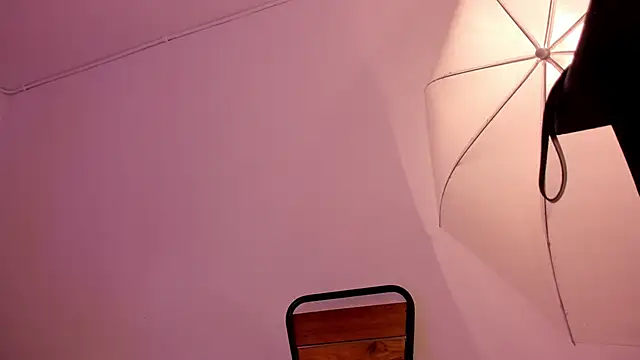 cloehonney online show from 11.09.25