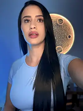 SarahhSmitth1 online show from 10.04.25