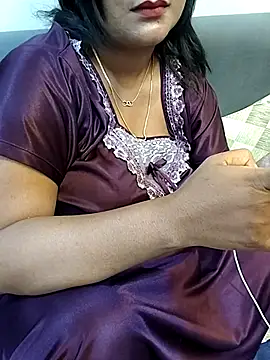 Snapshot of silky_queen chatting on 06.09.26 silky queen online show from 06.09.26