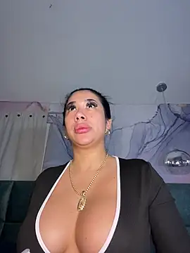 kiim taaylor online show from 01.11.26