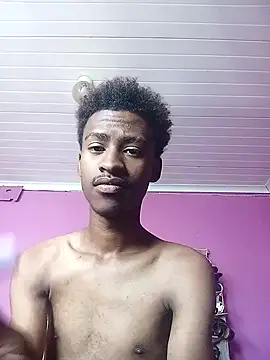 Snapshot of FlubbingCadaver chatting on 11.12.25 FlubbingCadaver online show from 11.12.25