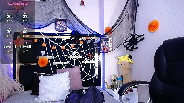 Snapshot of Bunny_O chatting on 10.16.25 Bunny O online show from 10.16.25