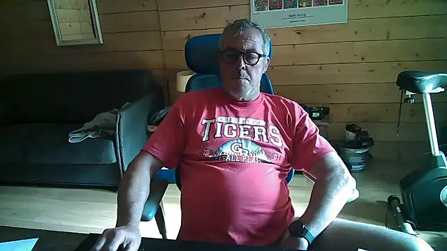 lelohop online show from 10.16.25