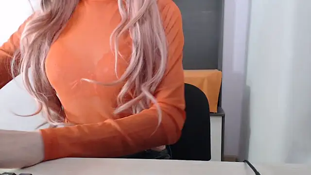Snapshot of bounty888 chatting on 05.18.26 bounty888 online show from 05.18.26