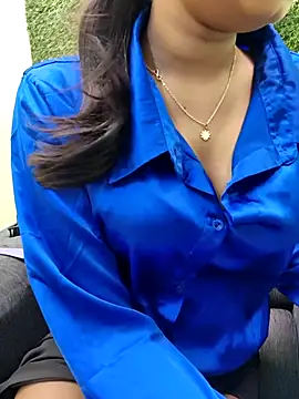 Snapshot of yhona_darling chatting on 04.03.26 yhona darling online show from 04.03.26