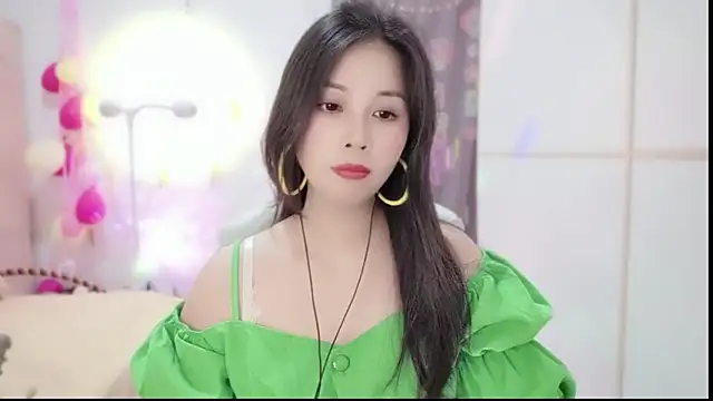 Snapshot of HK_angelchloe chatting on 02.27.25 HK angelchloe online show from 02.27.25