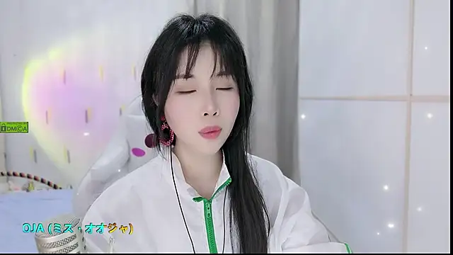 HK angelchloe online show from 09.24.25