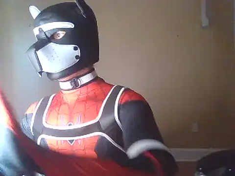 Snapshot of smdog1 chatting on 10.22.25 smdog1 online show from 10.22.25