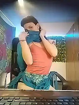 BurningVenus12 online show from 11.17.25