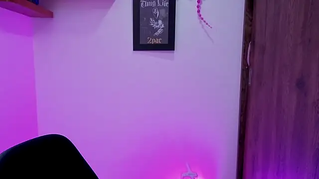 avans 15 online show from 10.17.25