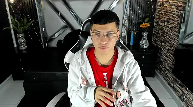 salvadorgomezx online show from 02.13.25