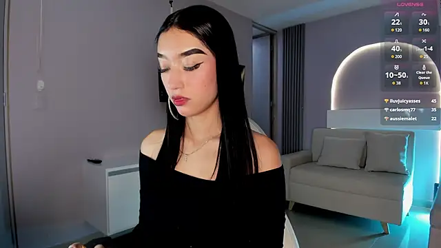 millieskinny  online show from 10.24.25