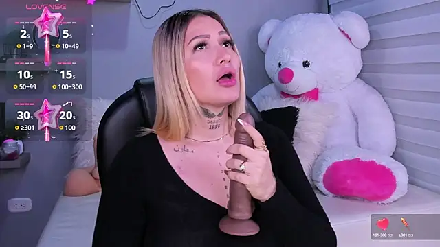 Alexasmith06 online show from 03.10.25
