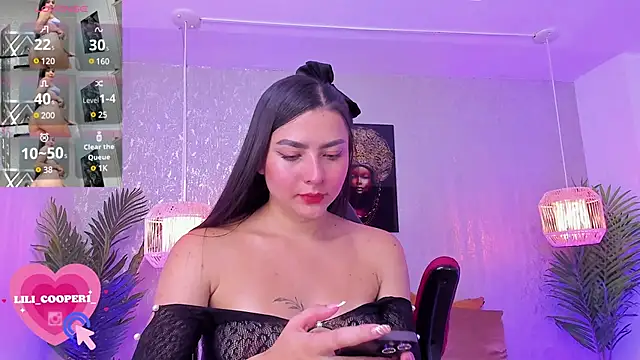 lilicooper  online show from 01.11.25