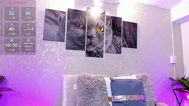 lilicooper  online show from 10.15.25