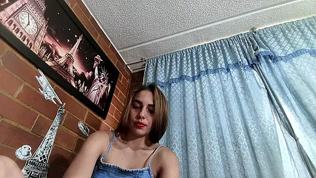 Snapshot of ValeriaLacrozee chatting on 03.02.25 ValeriaLacrozee online show from 03.02.25